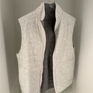 Gray Reversible Vest men’s large (I do not know the brand)
